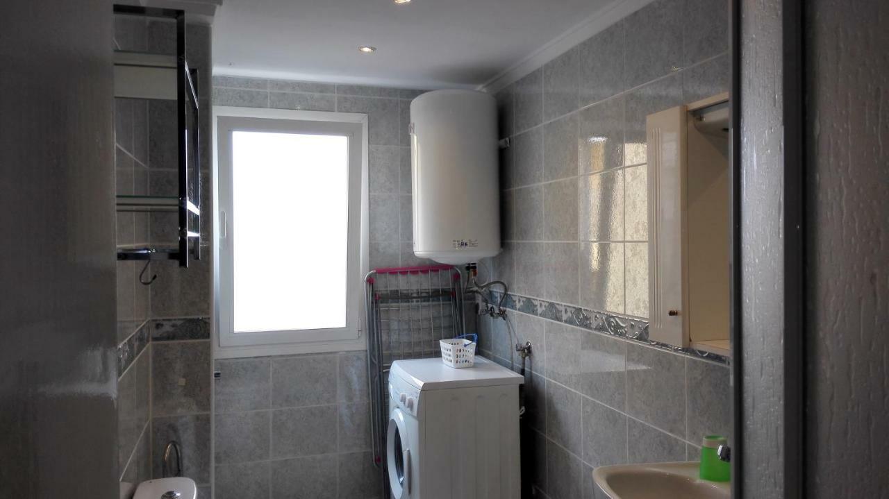 Apartamento De 2 Dormitorios Centro De Moraira Luaran gambar