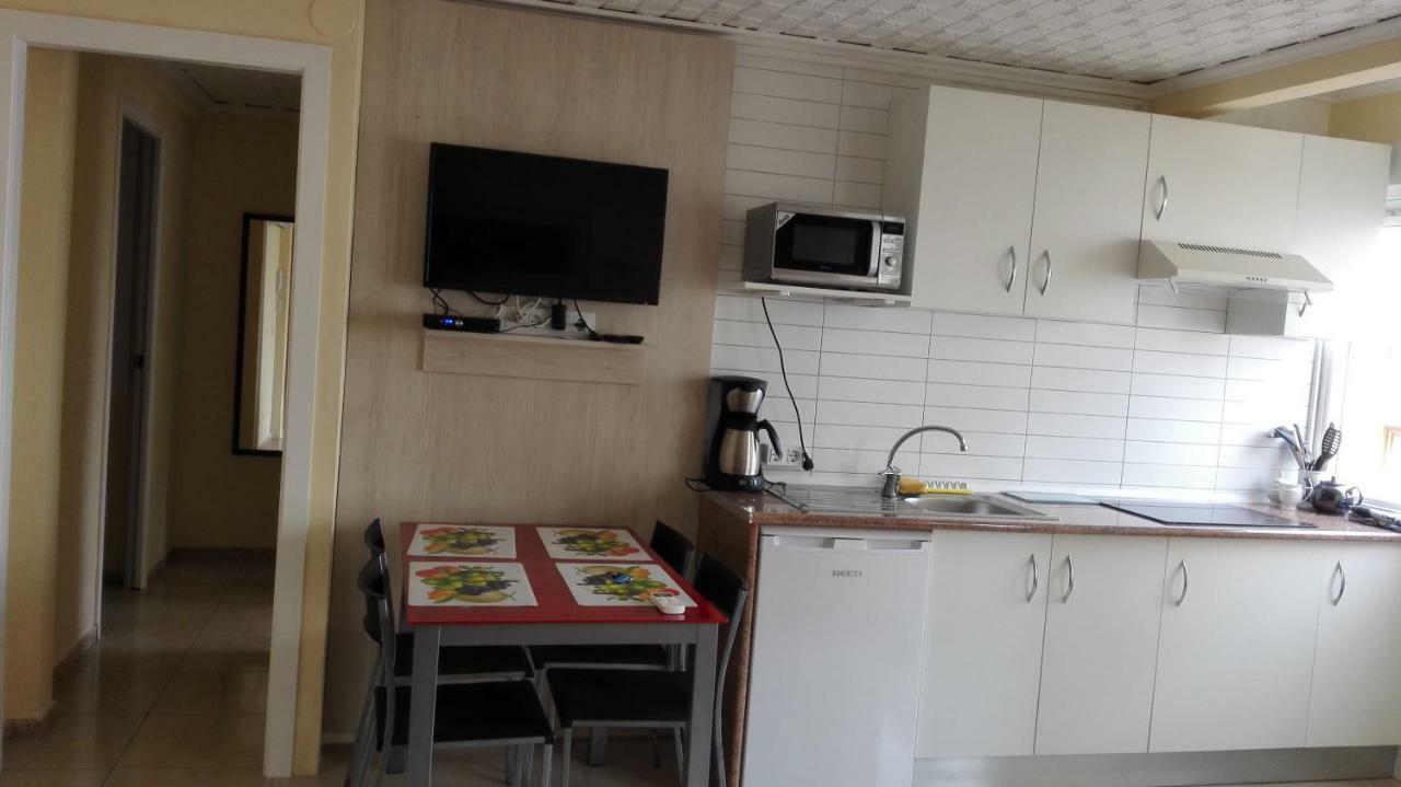 Apartamento De 2 Dormitorios Centro De Moraira Luaran gambar